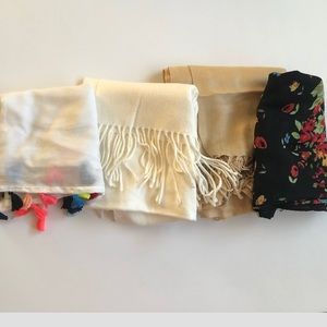 EUC bundle of 4 scarves